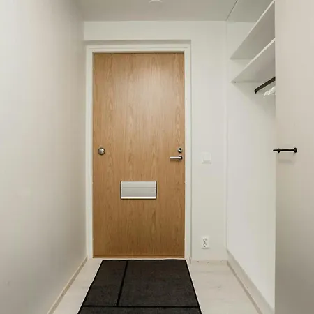 Διαμέρισμα Spacious For 6 With Sauna *